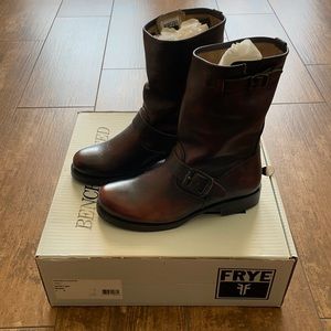 FRYE Veronica Shortie boots in brown 7 M